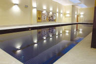 Indoor Swimming Pool - Meriton Pitt St Apartments